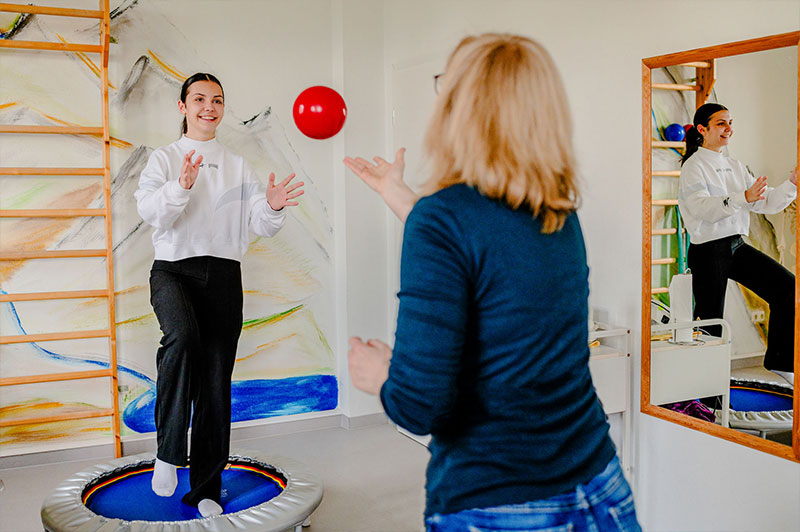 Physiotherapie Sitzung in der Praxis Mußmacher in Grabfeld